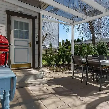 Sepa House With Private Garden Apartment